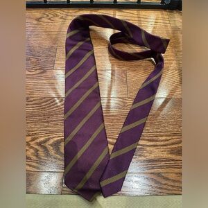 Hartwood 100% silk tie